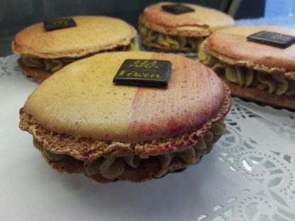 Macaron pistache-framboise